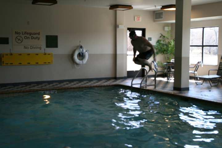 Hampton Inn Marshall Esterno foto