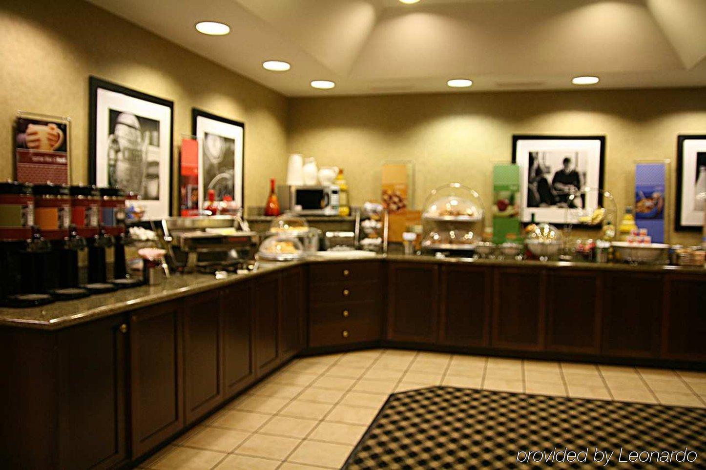 Hampton Inn Marshall Ristorante foto